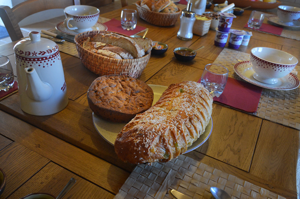 Résultat de recherche d'images pour "petit dejeuner a la campagne"